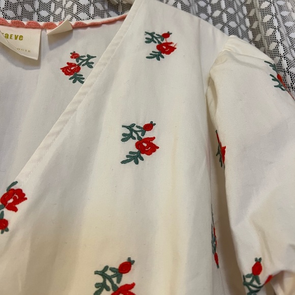 Maeve Anthropologie white blouse embroidered flowers - Picture 2 of 7